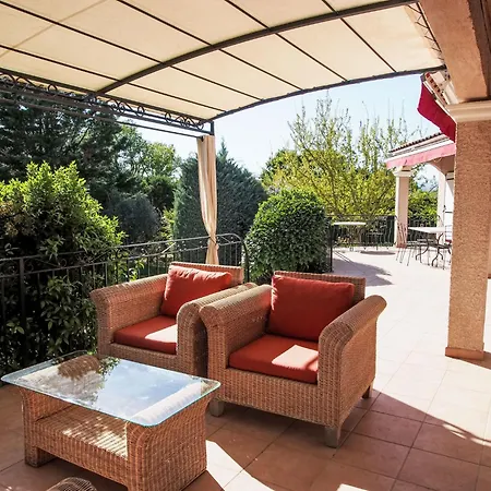 Urlaub Im Sueden Zwischen Und Bergen By Interhome بيت للعطل Sauve