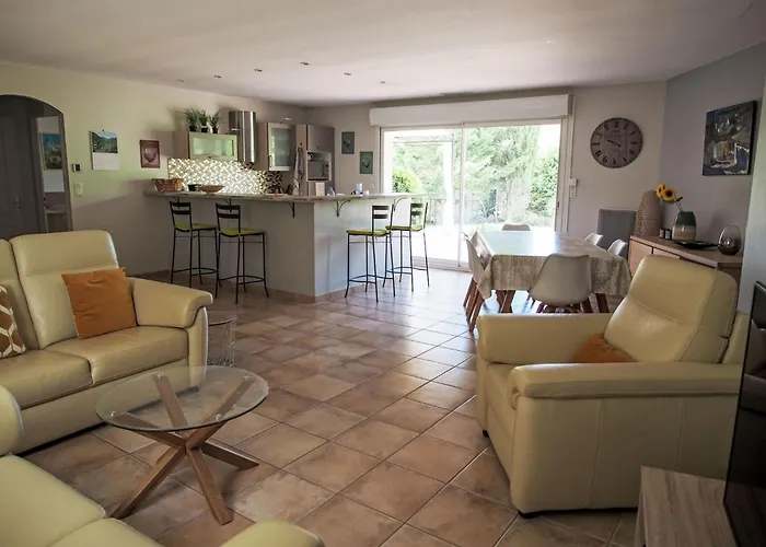Urlaub Im Sueden Zwischen Und Bergen By Interhome *