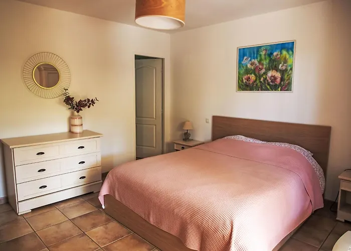 Urlaub Im Sueden Zwischen Und Bergen By Interhome 度假居