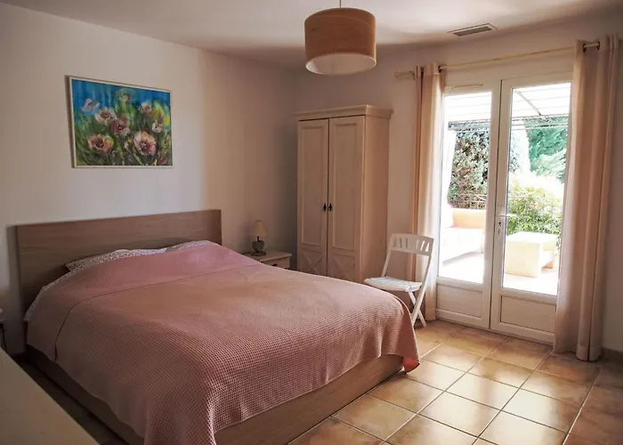 Urlaub Im Sueden Zwischen Und Bergen By Interhome 度假居 Sauve