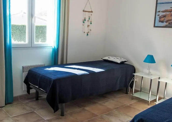 度假居 Urlaub Im Sueden Zwischen Und Bergen By Interhome Sauve